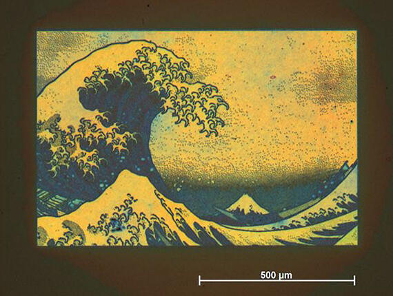 Hokusai's Great Wave reproduced using ink-free structural color technology.